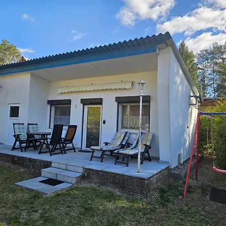 Haus Am Waldesrand * Wustrow